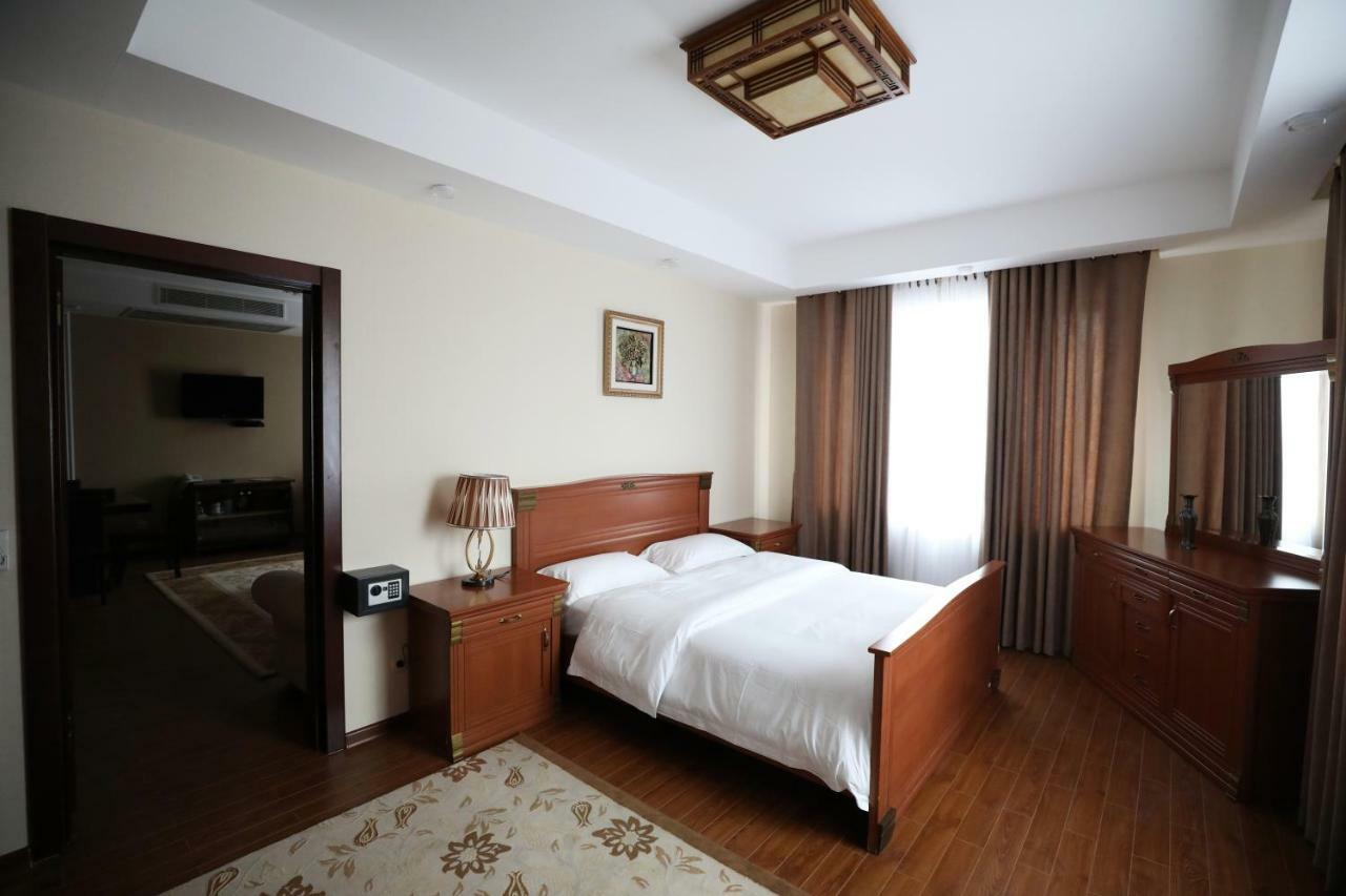 Bokhtar Apart Hotel Dușanbe Exterior foto